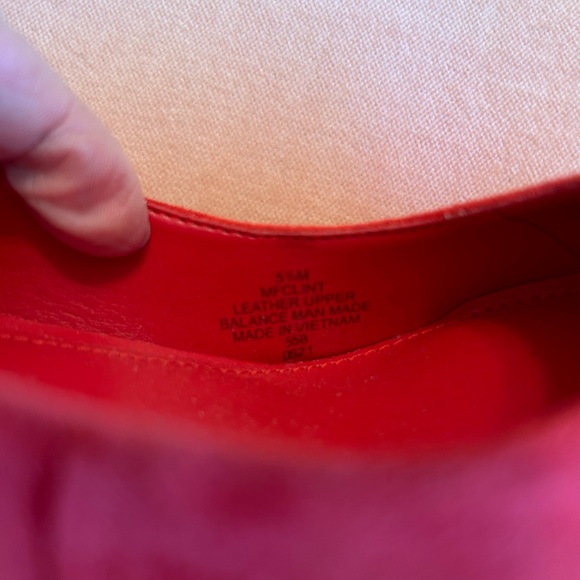Marc Fisher, size 5.5M, red suede heel, NWOT nor box, never worn,new condition! - Picture 6 of 8